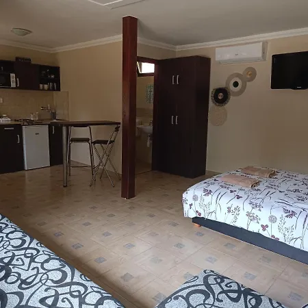 Apampa Apartman Hajduszoboszlo Exterior photo