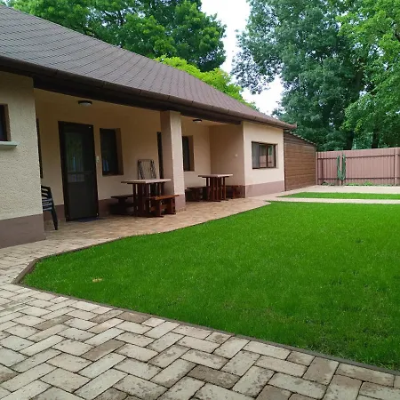 Apampa Apartman Hajduszoboszlo Exterior photo